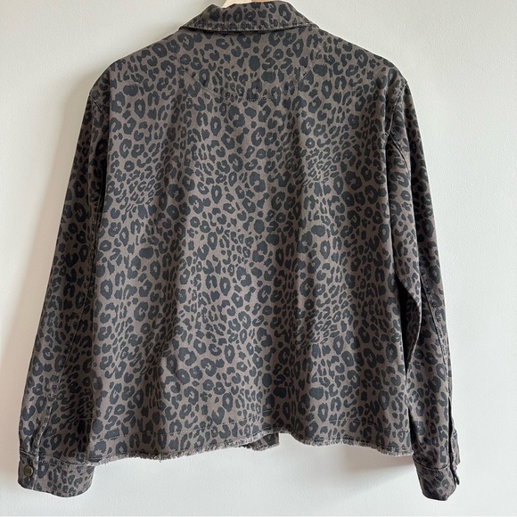 Sanctuary Leopard Animal Print Snap Front Jacket - Picture 8 of 11